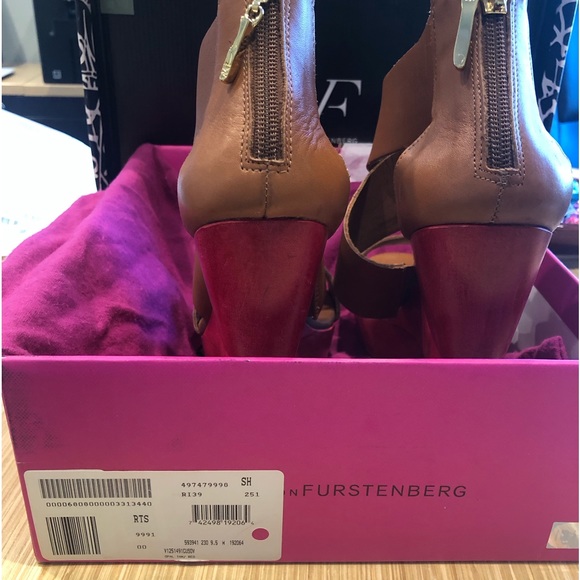 DIANE von FURSTENBERG here $165NWT from NORDSTROM $400. Wedge heels size 9.5 ❤️ - Picture 13 of 16
